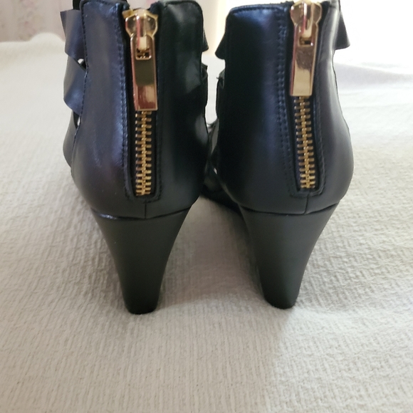 Just Fab Chasey gladiator style heels, NEW in box - Picture 3 of 6